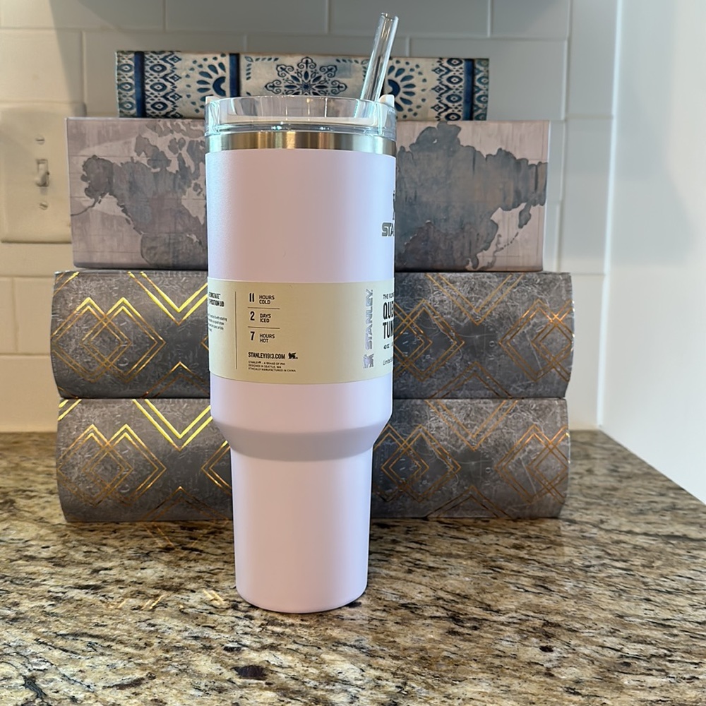 40oz Stanley Wisteria Color Block The Flowstate Quencher H2.0 Tumbler NWT - Picture 4 of 8